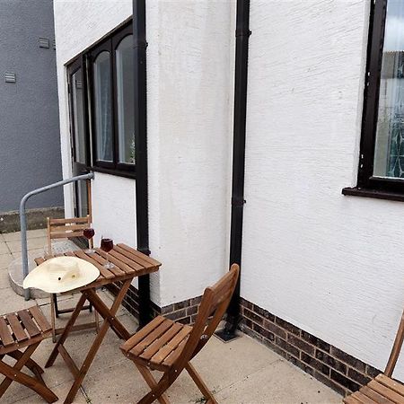 The Old Bakehouse Villa Lyme Regis Exterior photo